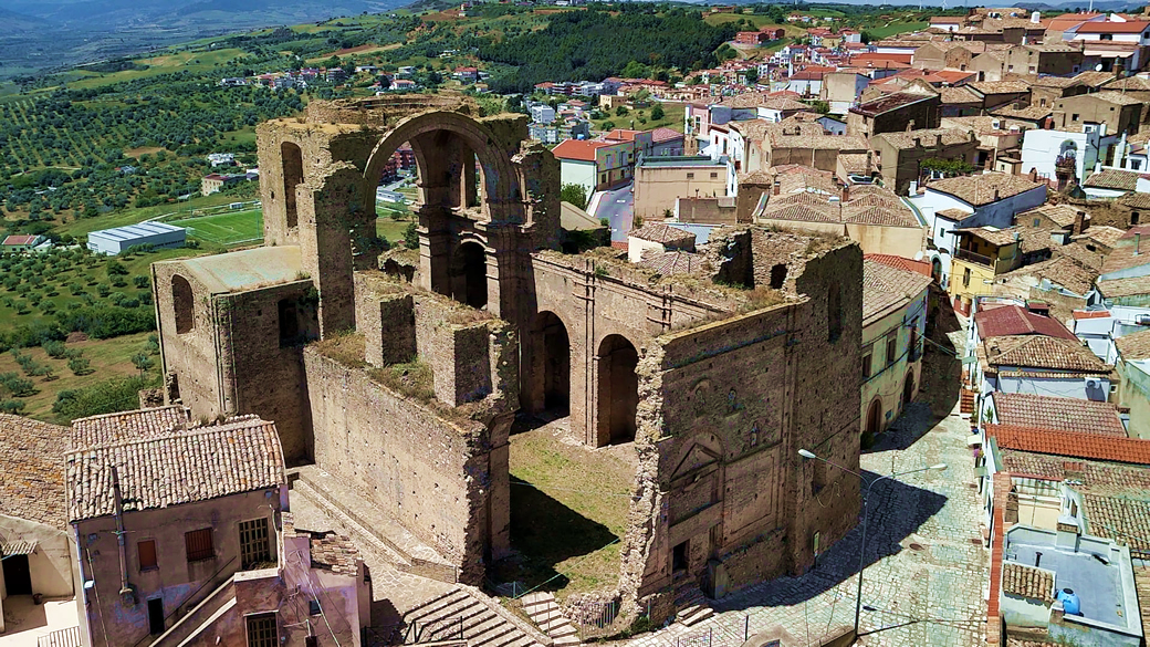 Grottole - “La Diruta” è la Chiesa dei Santi Luca e Giuliano